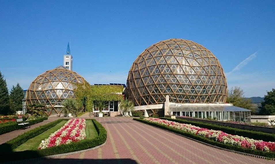 Grădina Botanică Vasile Fati, Jibou, Romania, Romania